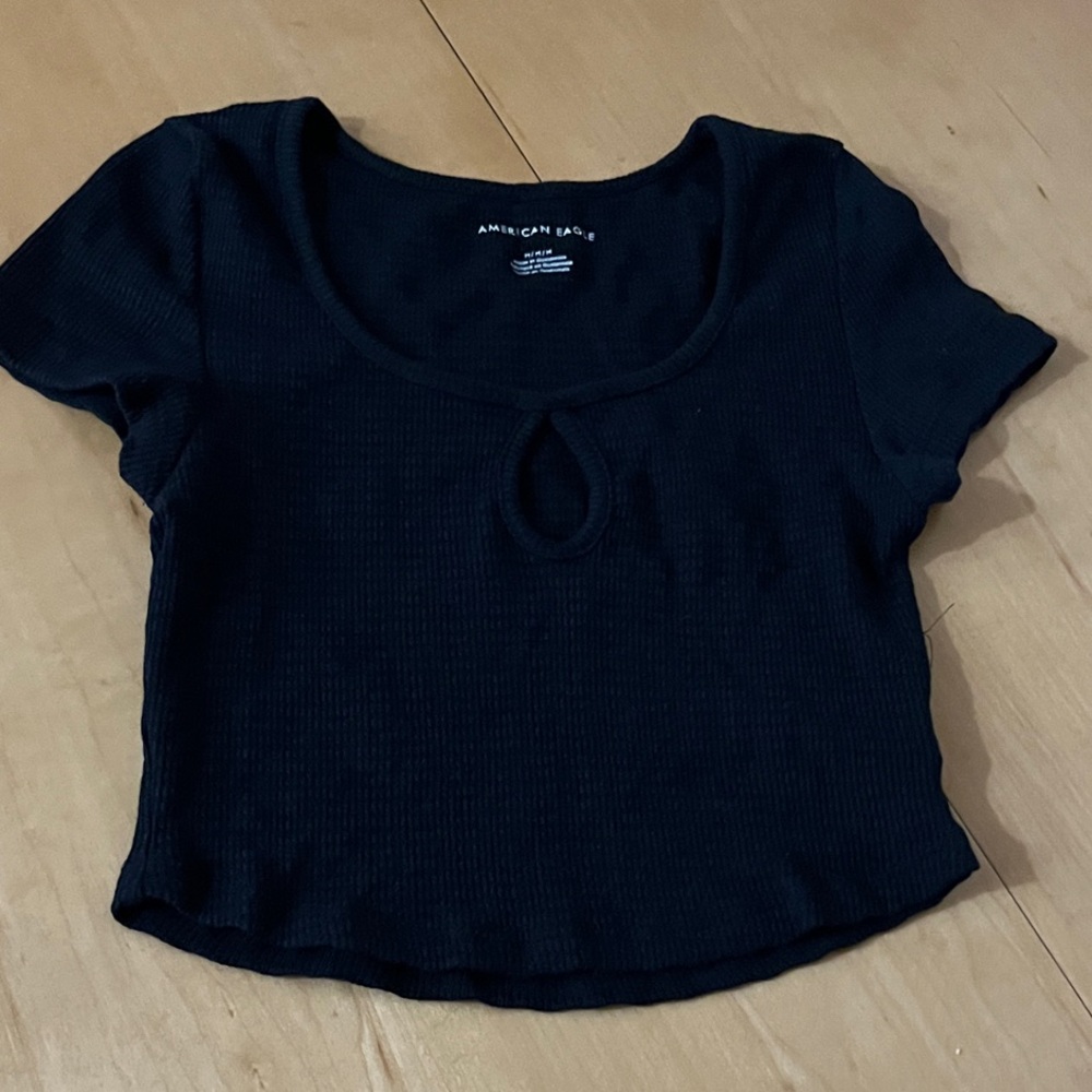 American Eagle Outfitters Black Short Sleeve Tee